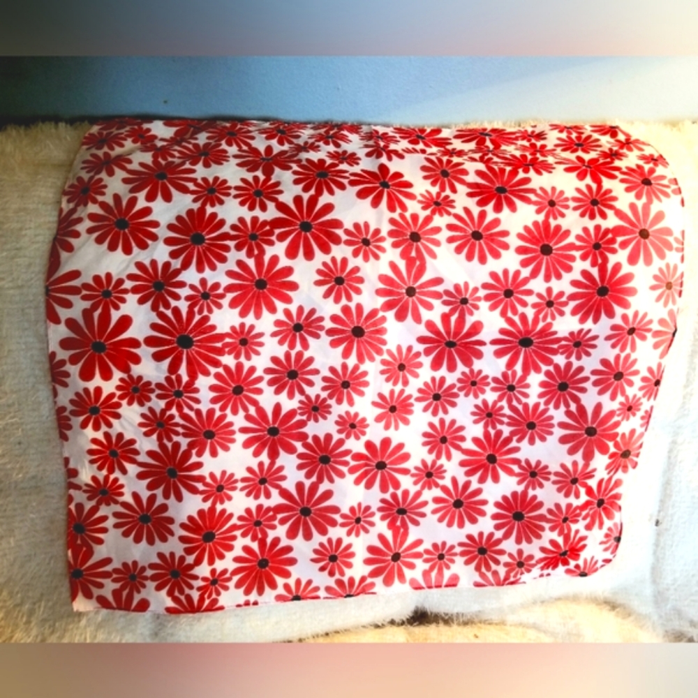 Red Daisy Women's Handkerchief Handbag Accessory Dainty Scarf